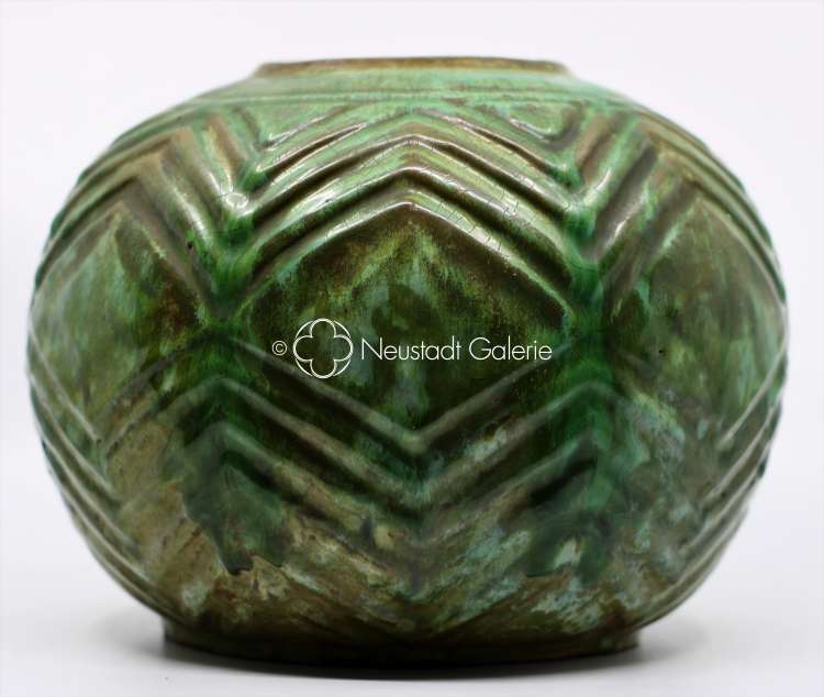 Léon Elchinger - Grand vase boule à dégradé de vert