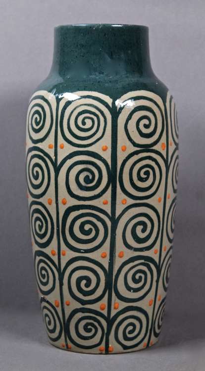 Léon Elchinger - Long vase à col bleu et corps gris à décor de spirales