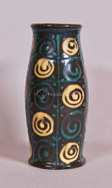 Léon Elchinger - Vase à décor de spirales vertes et jaunes