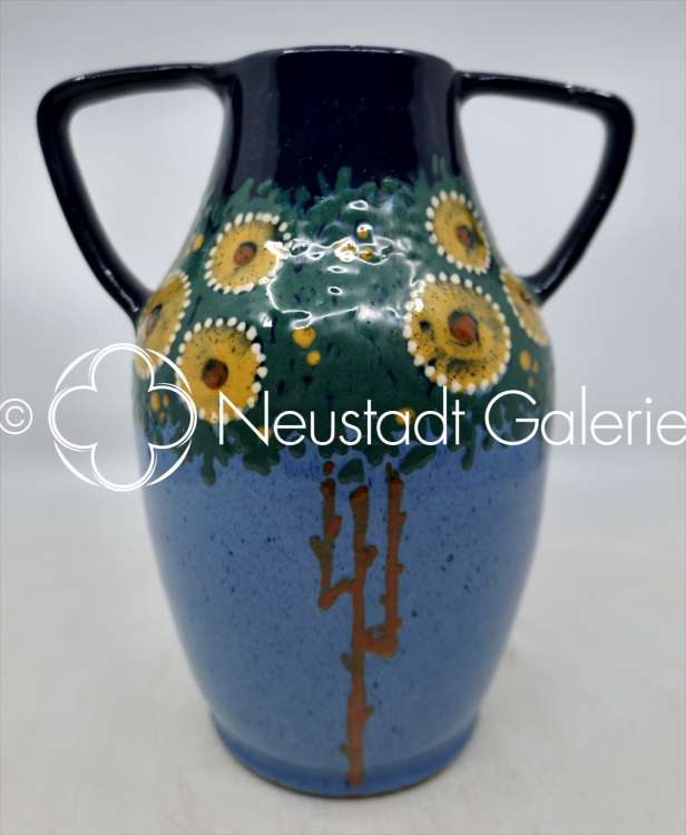 Léon Elchinger - Vase à deux anses à décor de fleurs jaunes