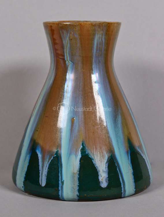 Léon Elchinger - Vase conique à coulures bleues et brunes sur fond vert