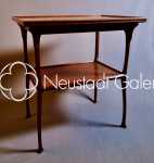 Charles SPINDLER - Table de salon Vue de Mittelbergheim - vers 1900 - H : 75,5cm - L : 71,5cm - P : 51,5cm. Charles Spindler