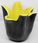 Fernand ELCHINGER Vase de forme libre bicolore noir et jaune  céramique années 50 . Fernand Elchinger