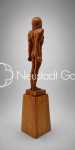 Louis HESSELBARTH (1893 - 1976) Homme nu debout bois sculpté, hauteur 21,5cm. Louis Hesselbarth