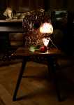 Paul Nicolas (d Argental) - Belle et rare lampe art nouveau de forme champignon à décor de roses - vers 1920 (mise en scène). Paul Nicolas (d Argental)